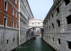 11 Pont des soupirs