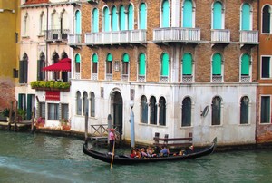 12 Grand Canal