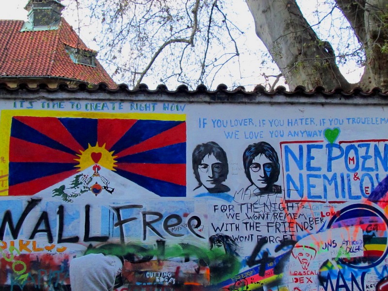 Prague mur de J Lennon