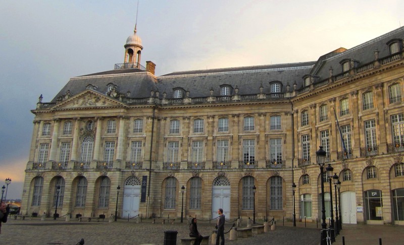 004 Bordeaux place de la bourse