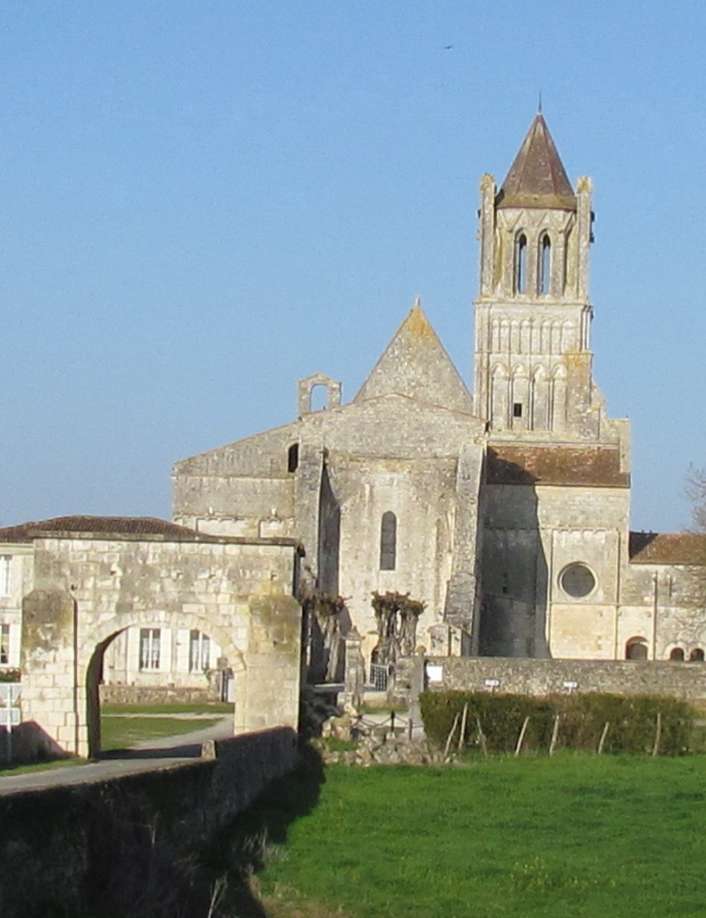 03 abbaye entrée