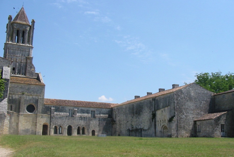 05 cloîtres