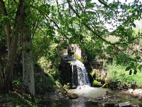 Cascade Ixeure moulin