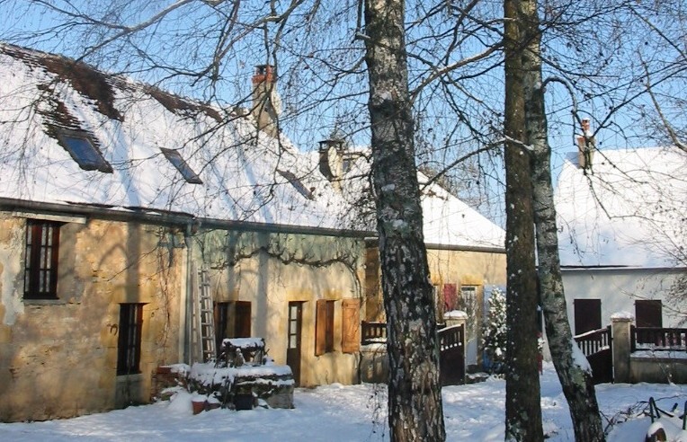 maison sous la neige