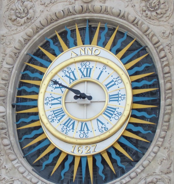 1 St Louis des jésuites horloge